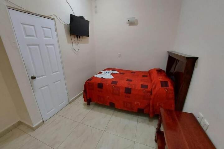 Room 5 of 13