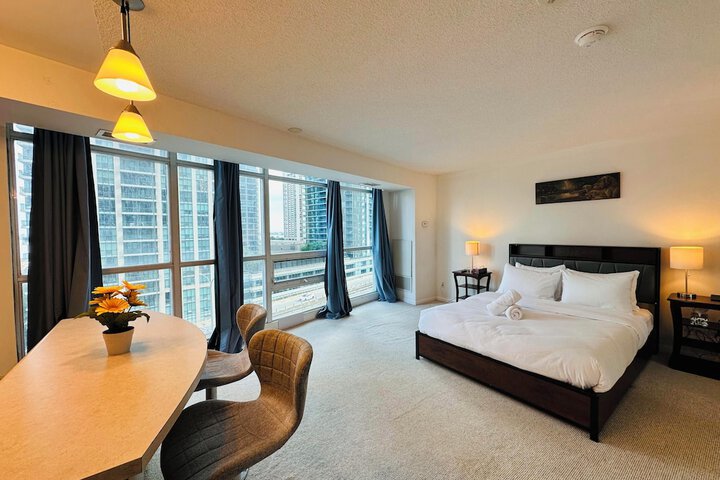 Room 98 of 132