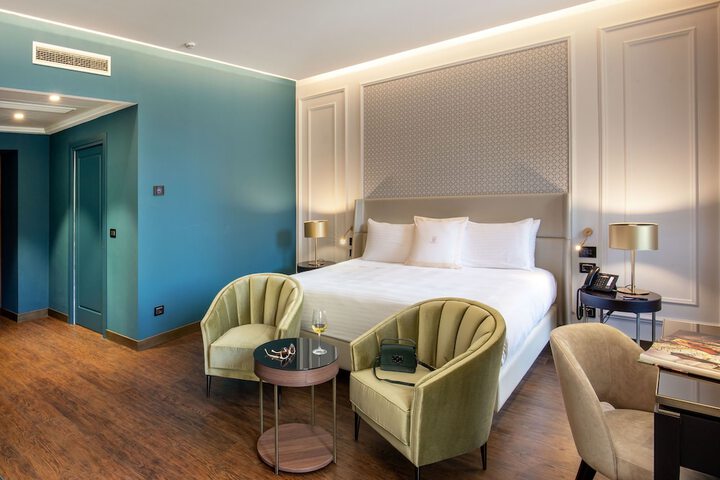 Room 29 of 86