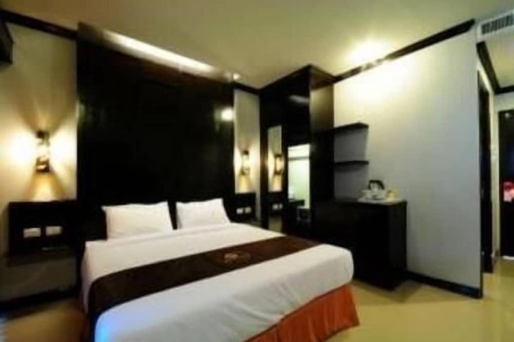 Room 19 of 49