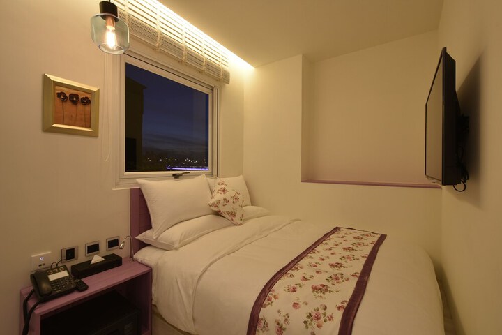 Room 34 of 58