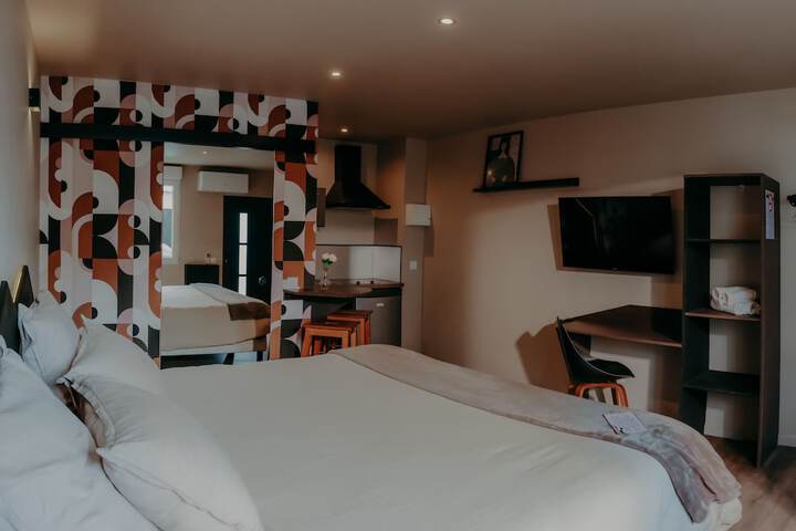 Room 13 of 44