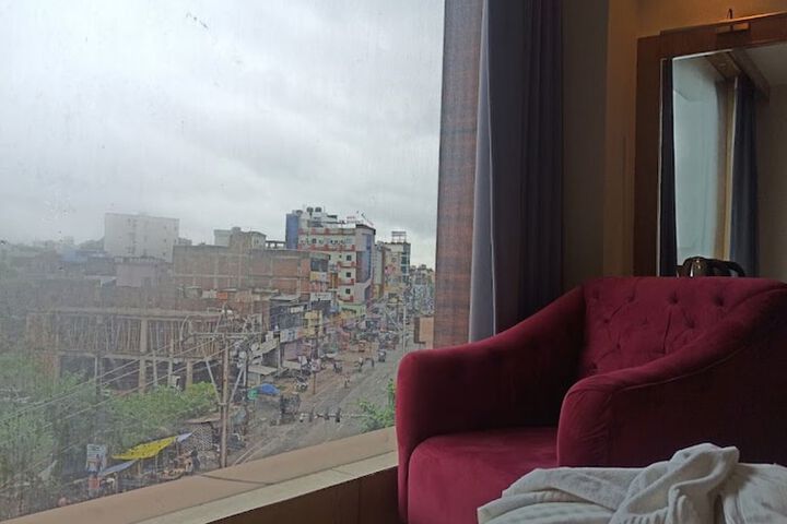 Room 15 of 19