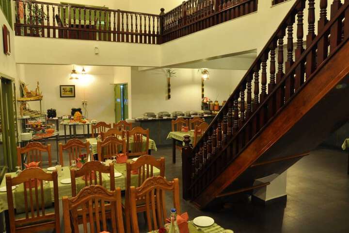 Dining 70 of 127