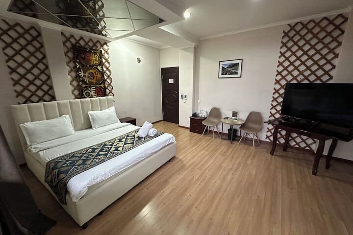 Room 14 of 61