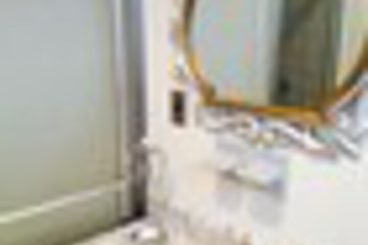 Room 146 of 246