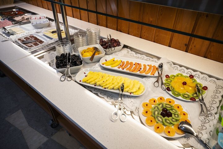 Breakfast/Coffee Service 58 of 73