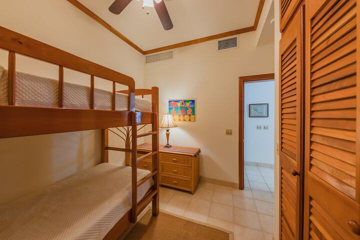 Room 13 of 168