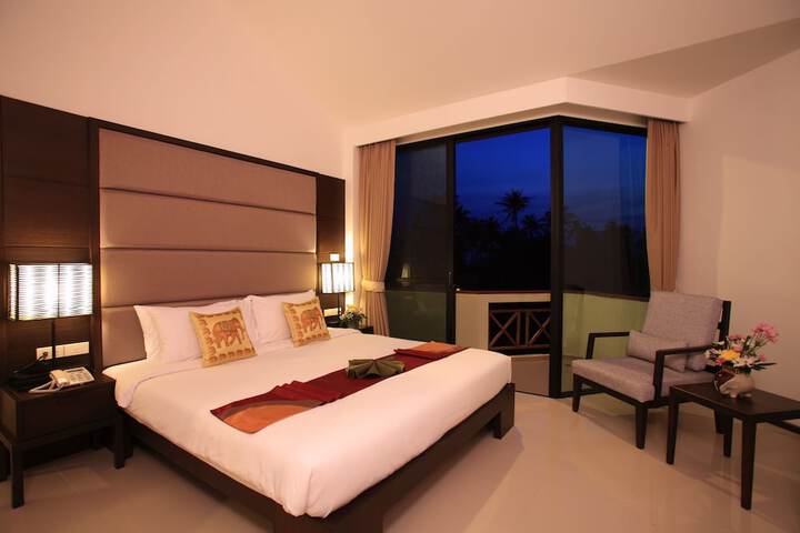 Room 6 of 42