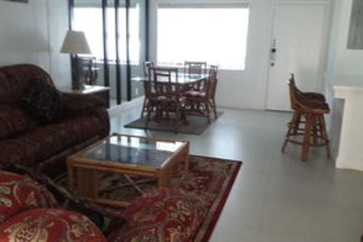 Room 14 of 16