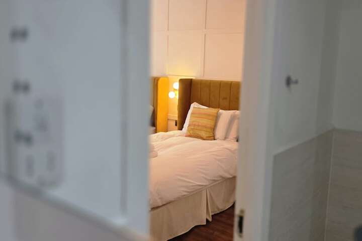 Room 25 of 88
