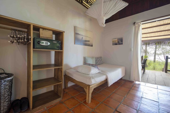 Room 28 of 139