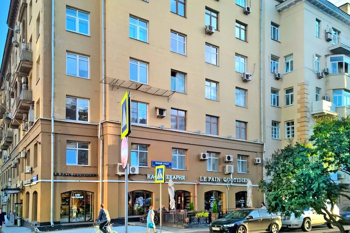 Apartexpo on New Arbat 23
