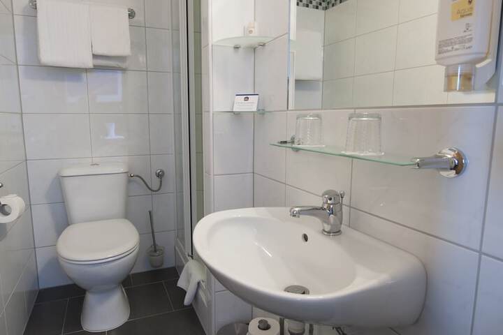 Clean Restrooms
