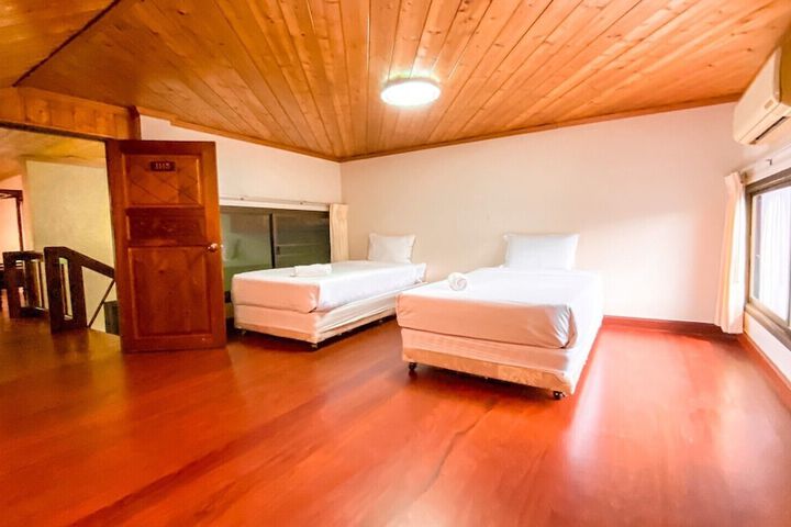 Room 20 of 66