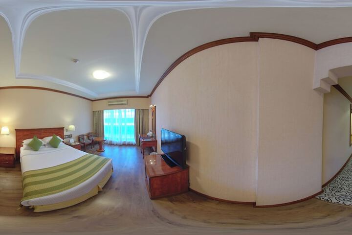 Room 31 of 74