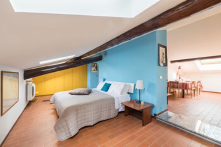 Room 8 of 21
