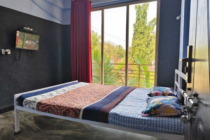 Room 5 of 29