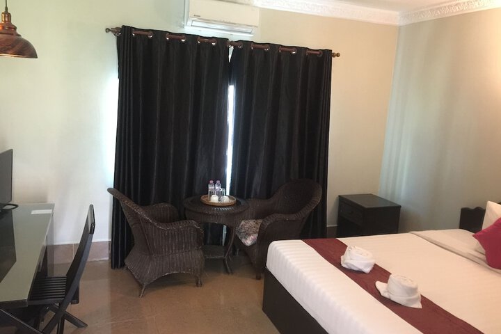 Room 21 of 106