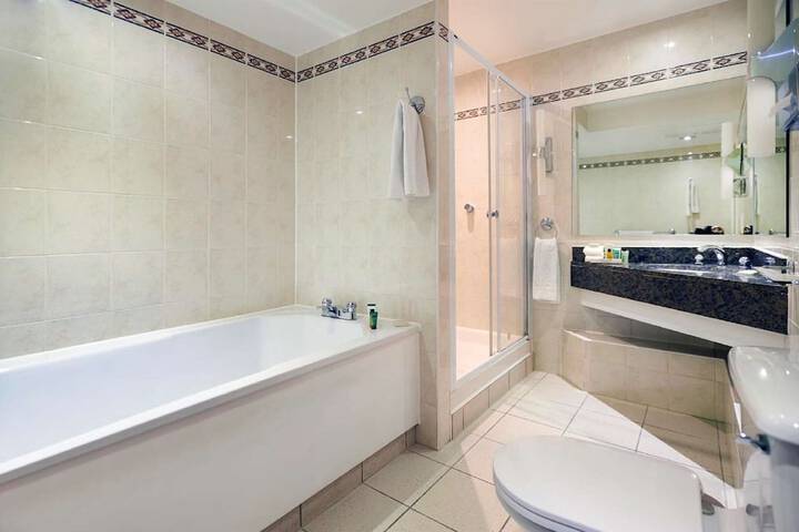 Clean Restrooms