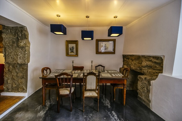 Room 43 of 65