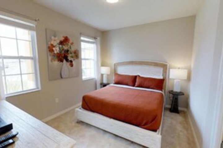 Room 34 of 51