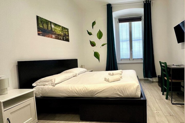 Room 14 of 22