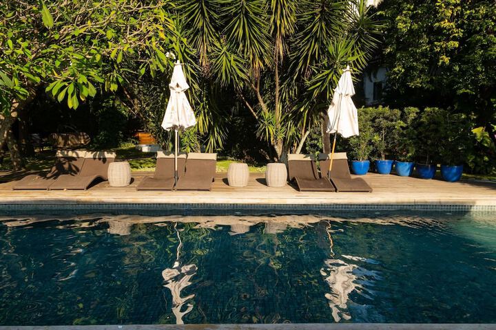 Pool 64 of 144
