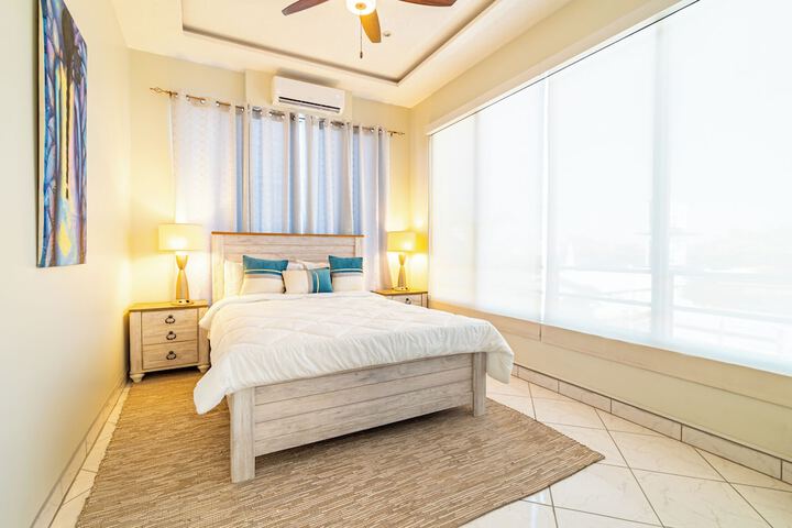 Room 15 of 107