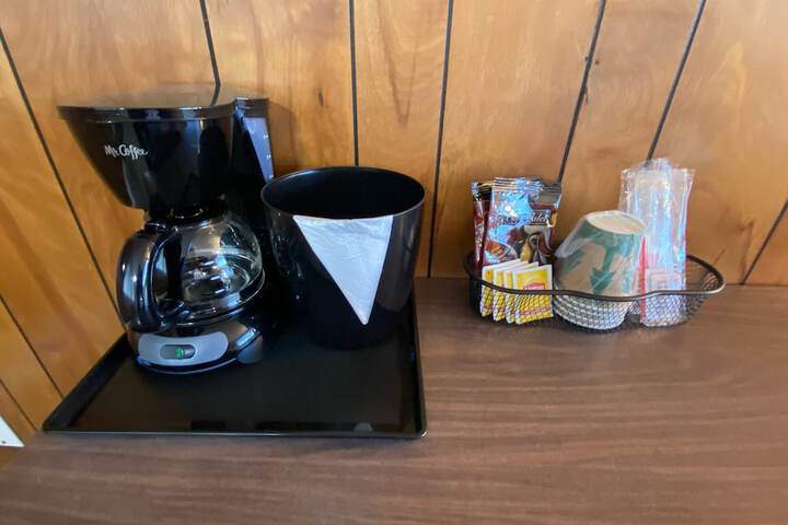 Breakfast/Coffee Service 20 of 41