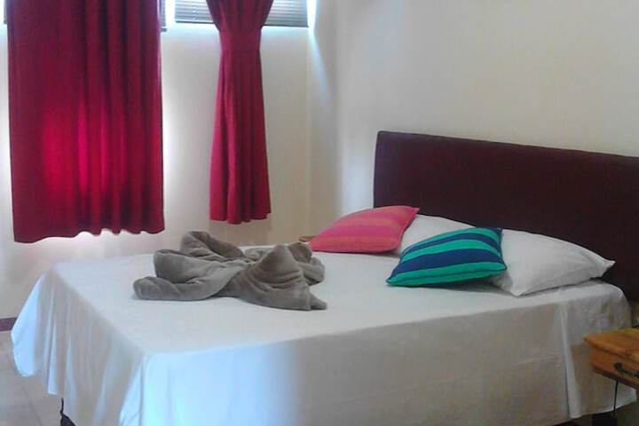 Room 3 of 78