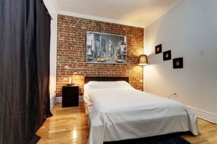 Room 15 of 30