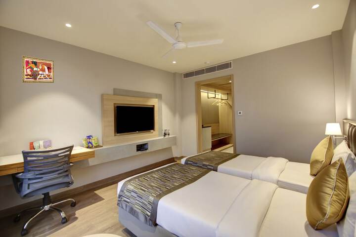 Room 25 of 88