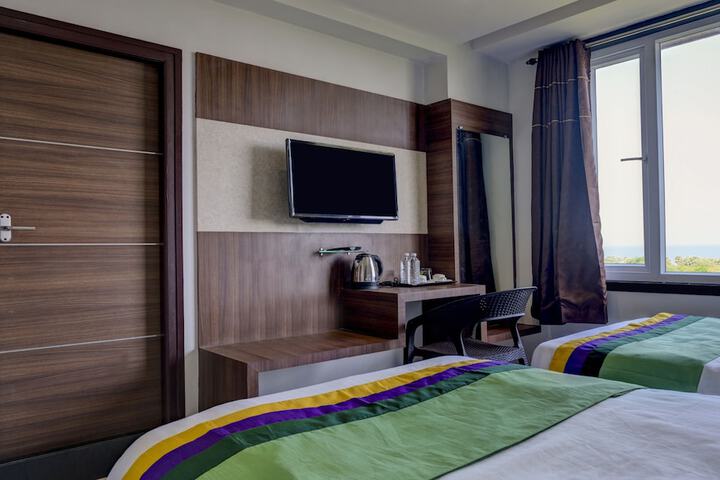 Room 21 of 29