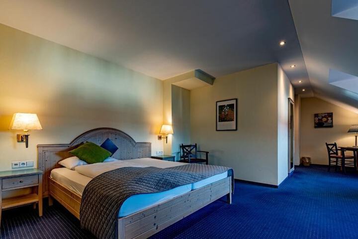 Room 8 of 23