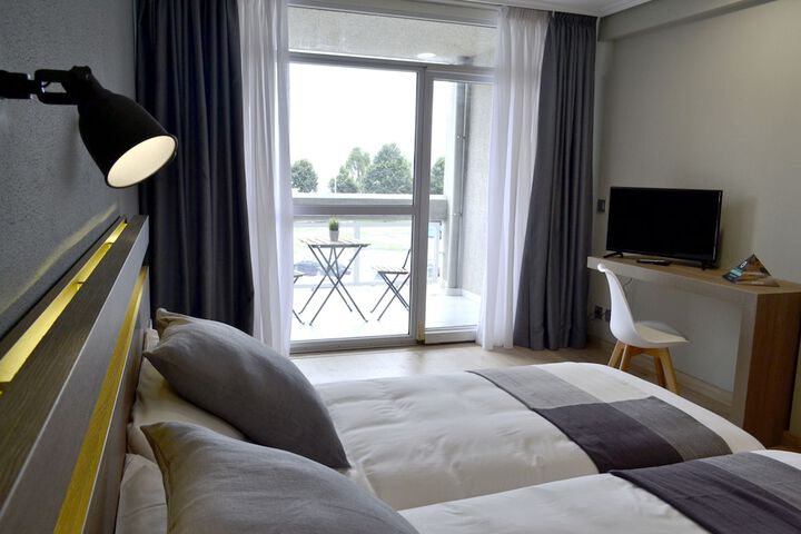 Room 15 of 40