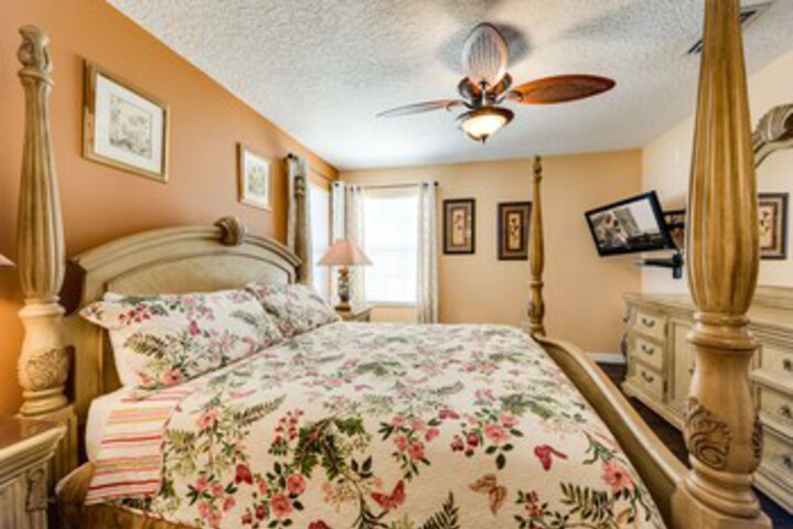 Room 183 of 272