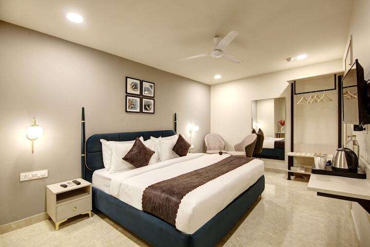 Room 25 of 61