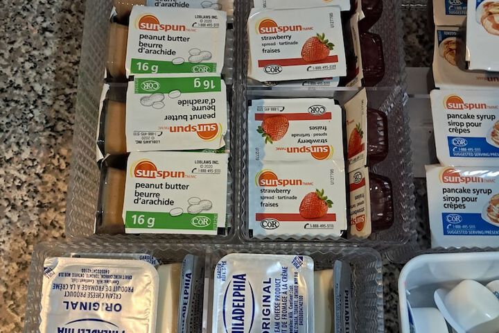 Breakfast/Coffee Service 83 of 93