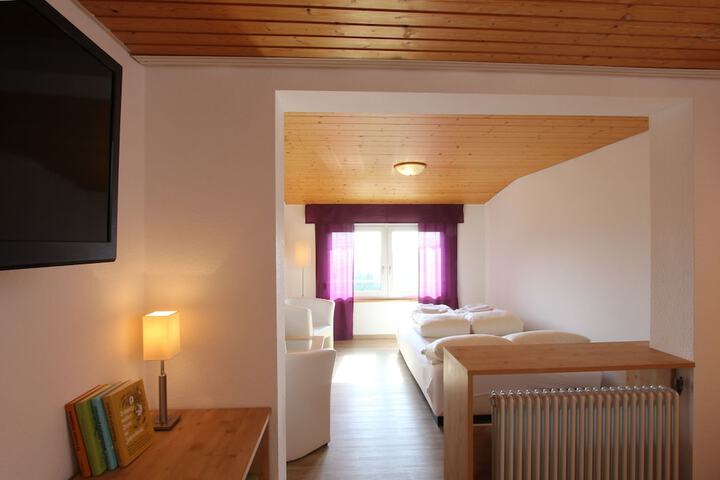 Room 16 of 81