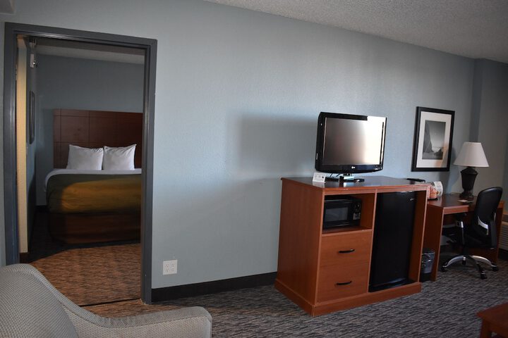 Room 6 of 70