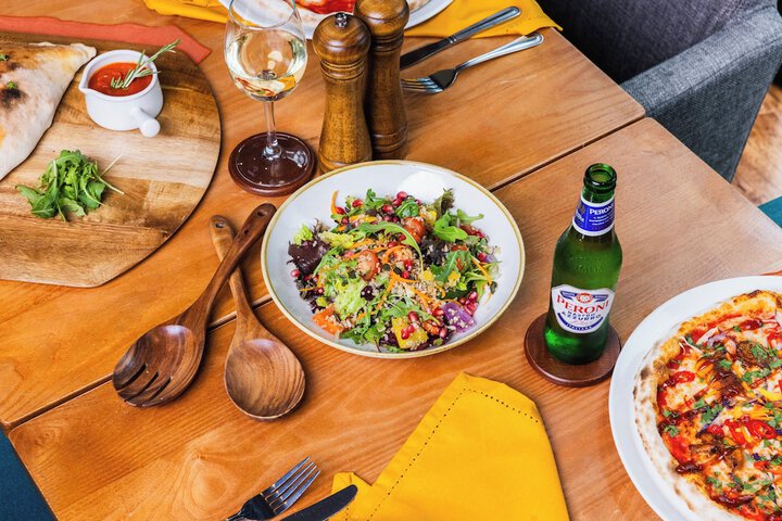 Dining 87 of 147