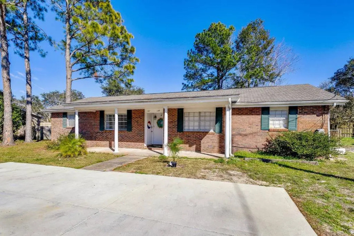 Image of 125 Shirley Dr