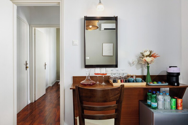 Room 30 of 74
