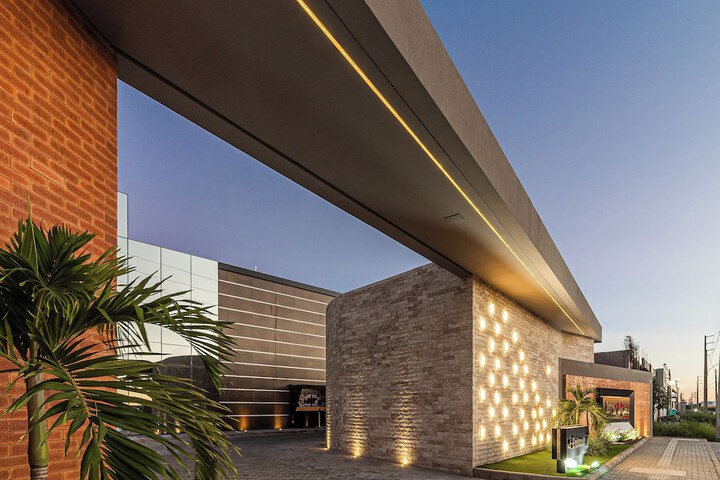 Photo of Hotel Dubai