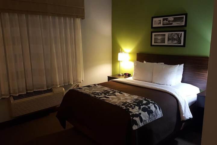 Room 13 of 64