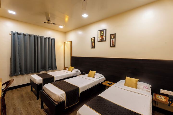Room 14 of 22