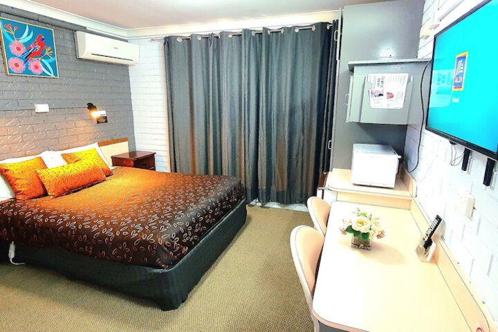 Room 12 of 44