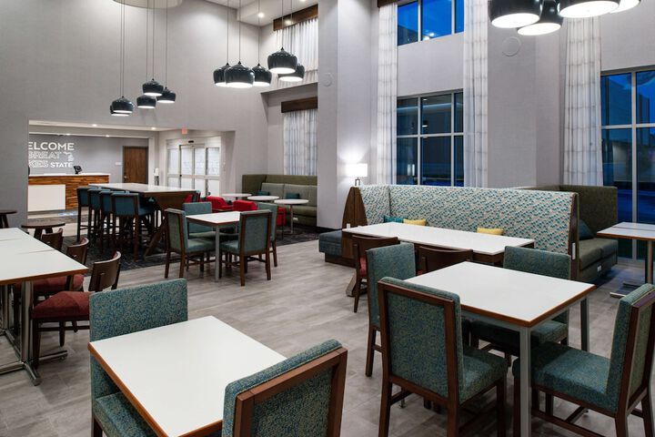 Breakfast/Coffee Service 55 of 69