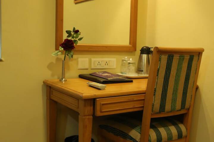 Room 8 of 26
